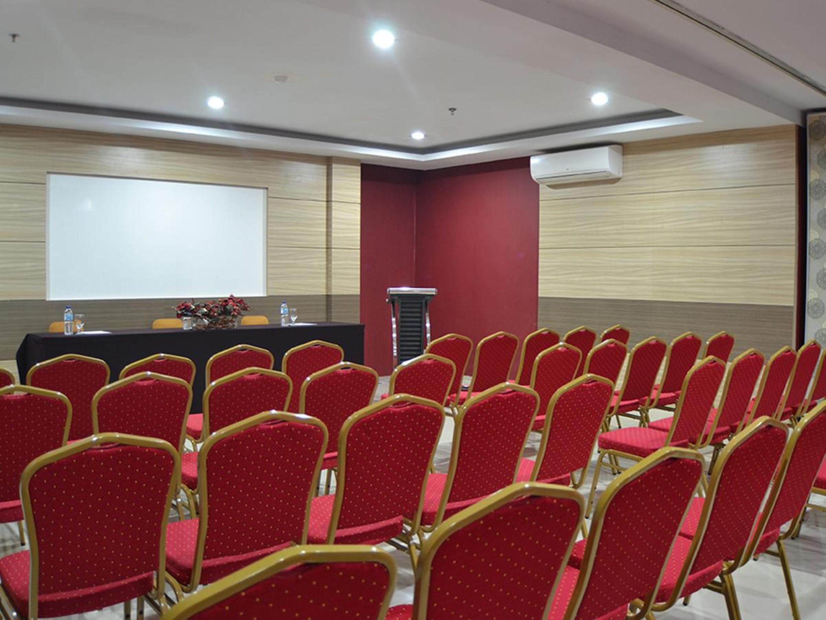 The Cube Hotel Malioboro, Azana Hotels Collection Yogyakarta Extérieur photo