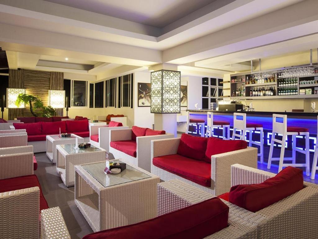 The Cube Hotel Malioboro, Azana Hotels Collection Yogyakarta Extérieur photo