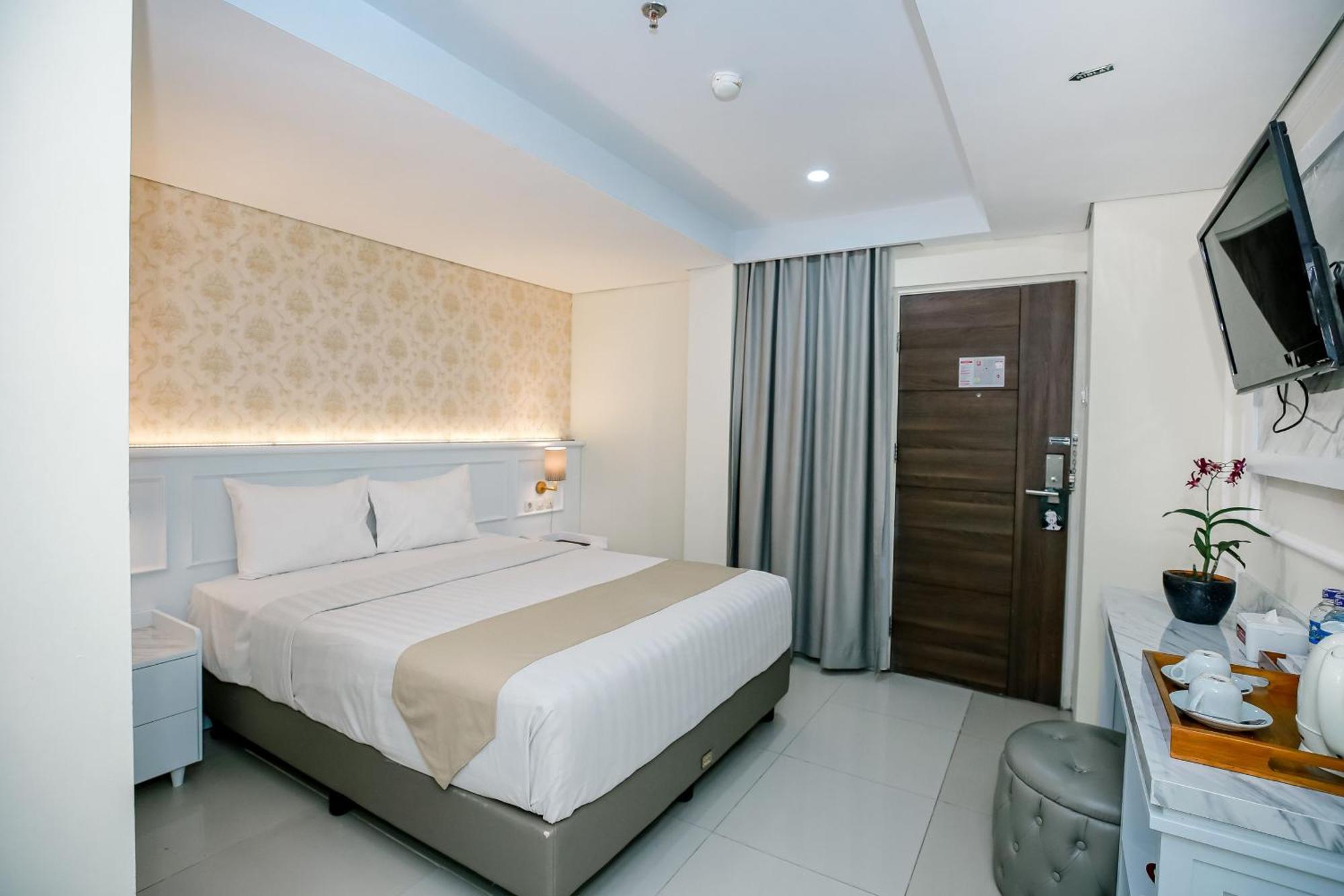 The Cube Hotel Malioboro, Azana Hotels Collection Yogyakarta Extérieur photo