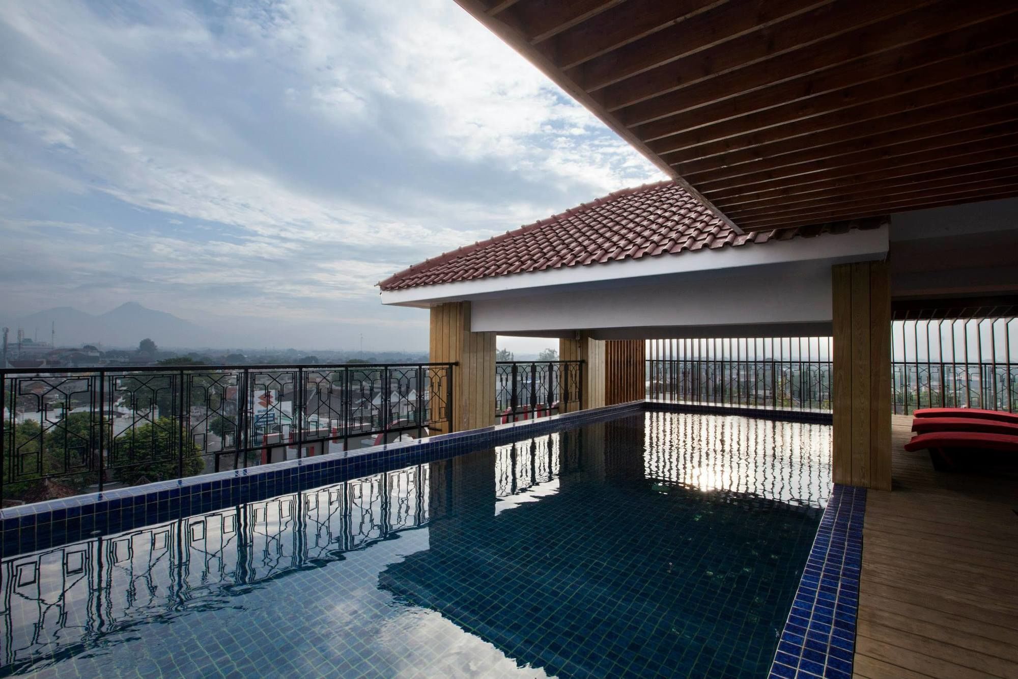 The Cube Hotel Malioboro, Azana Hotels Collection Yogyakarta Extérieur photo